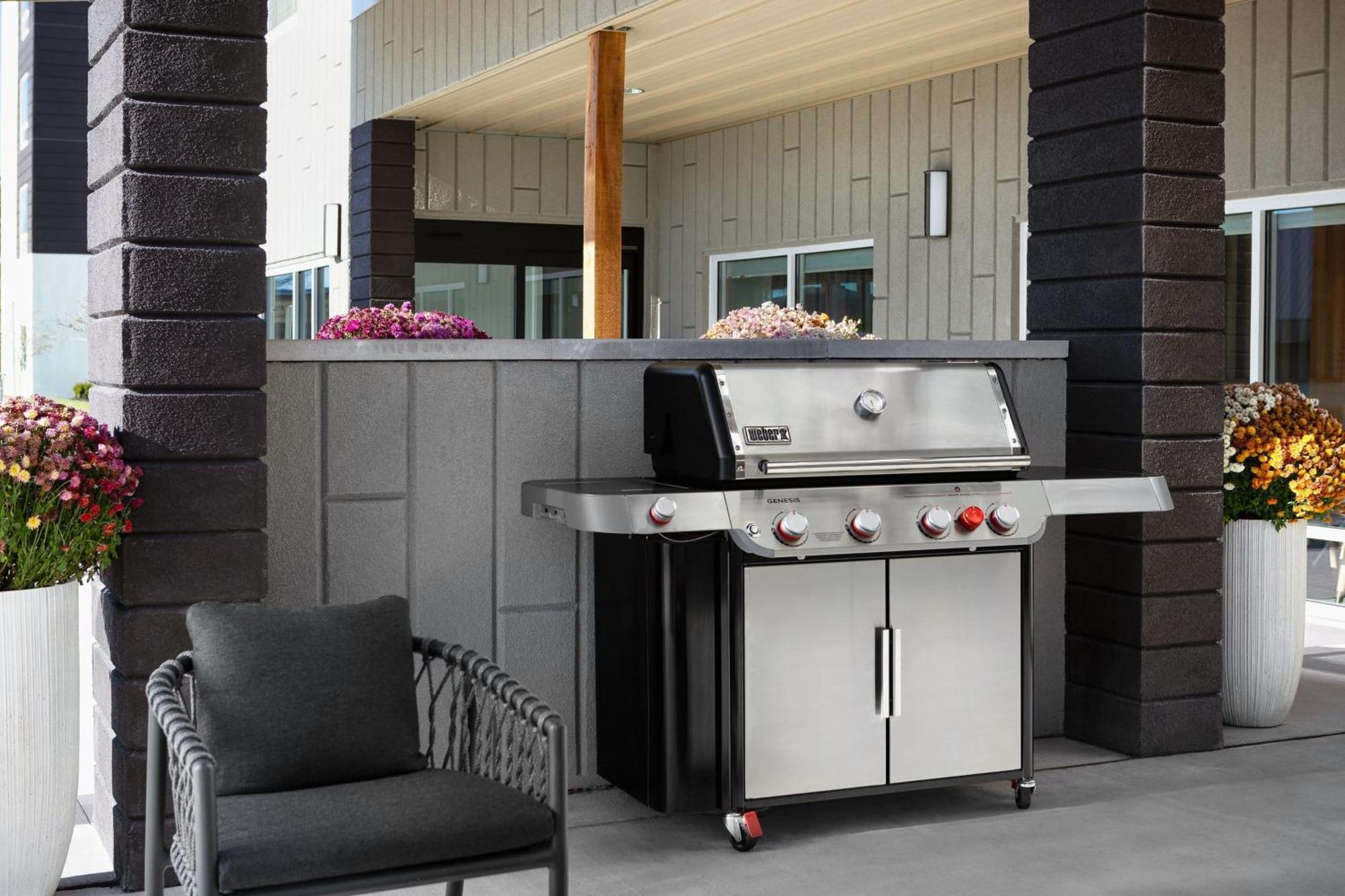 Towneplace Suites By Marriott Iron Mountain Exteriör bild