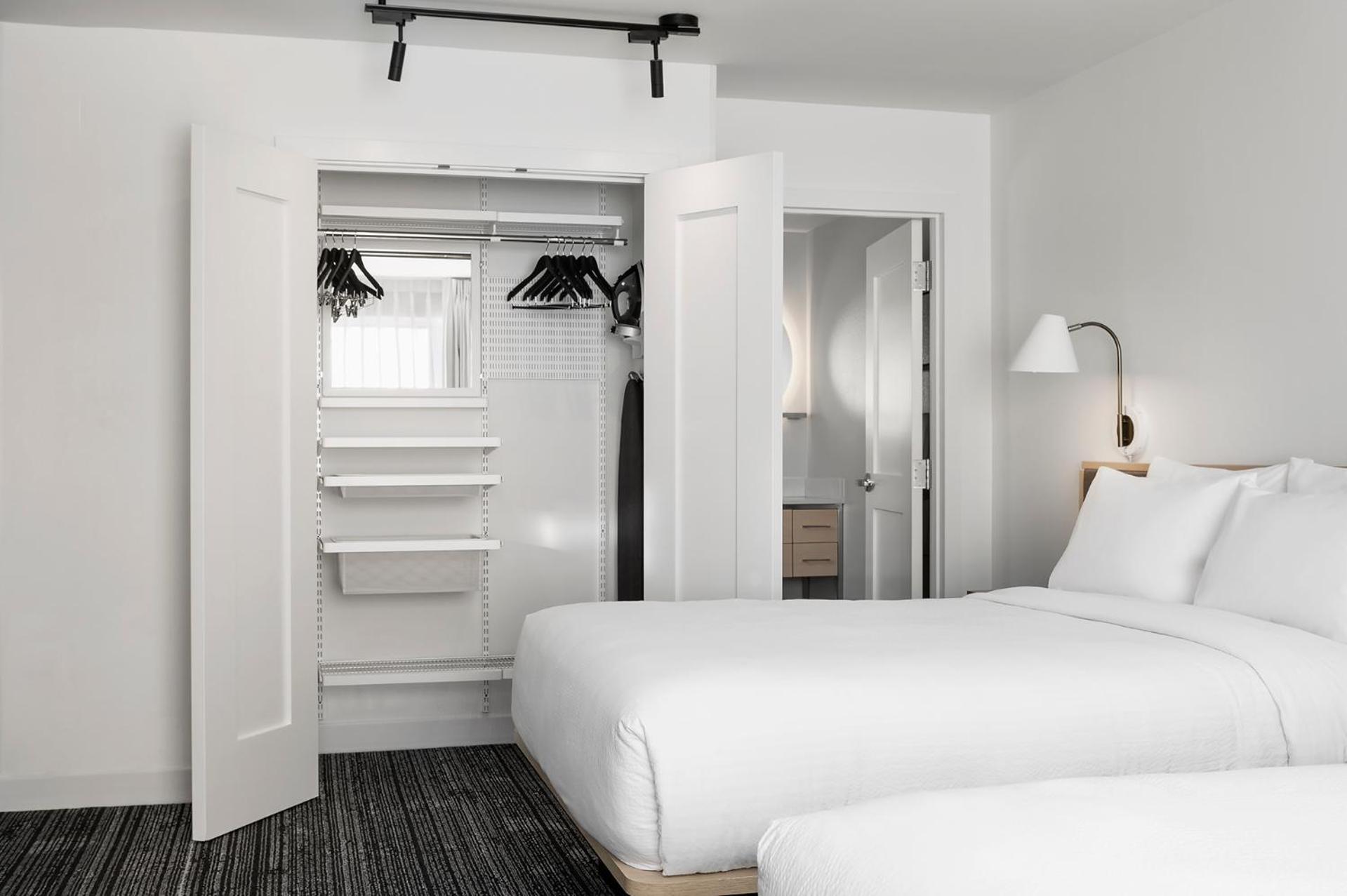 Towneplace Suites By Marriott Iron Mountain Exteriör bild